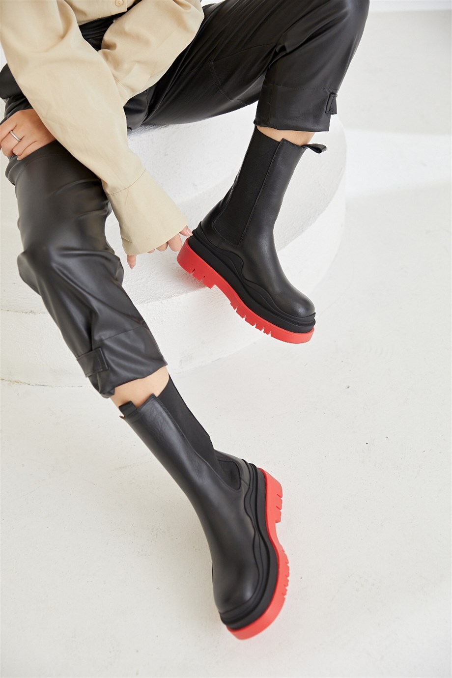 gloria-kirmizi-renkli-taban-detayli-ka-031eb4