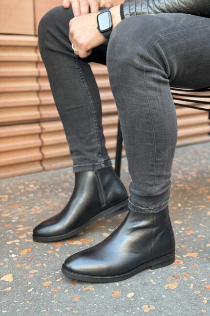 Aron Black Leather Men's Boots
