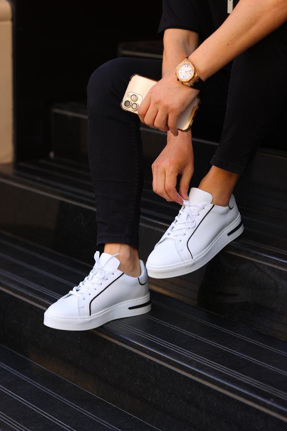 serhat-ozkoroglu-beyaz-napa-deri-erkek-743-ac