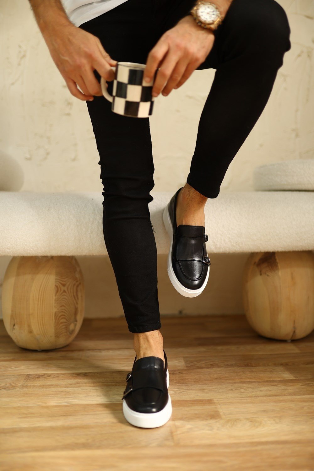 serhat-ozkoroglu-siyah-napa-deri-sneak-48d4ba