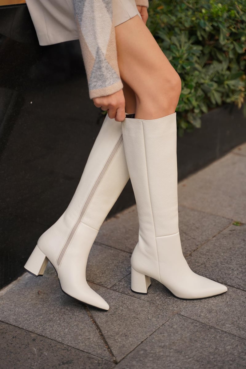 boden-ekru-hakiki-deri-cizme-ecenin-bu--9708-