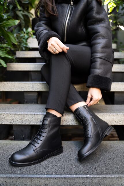 ZELDA Black Leather Women's Boot