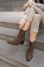 NOISELE Brown Suede Leather Women's Boot - Image 4