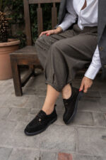 AVELINE Black Leather Women's Loafer