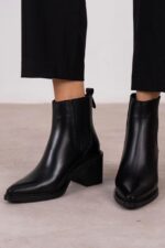 FIONS Black Leather Women's Boot - Image 3