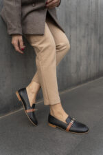 AMELIE Black and brown  Leather Women's Loafer - Image 4