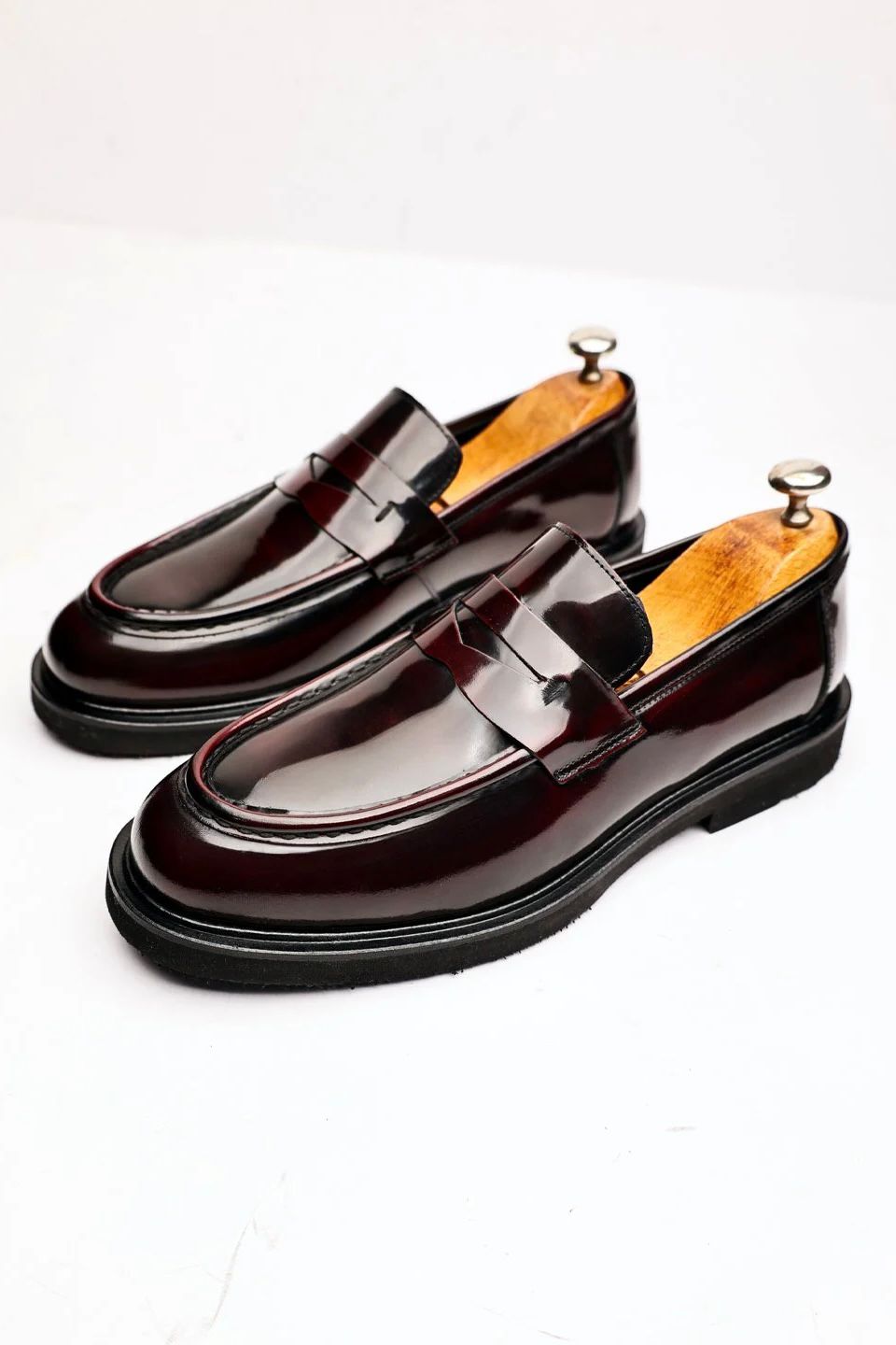WhatsApp Image 2026-01-30 at 1.37.58 PM (3) TYLOR Burgundy Patent Leather Men's Classic Shoes - Image 1