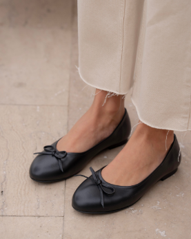 ZERBI Black Leather Women's Ballerina