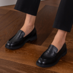 ELDA Black Leather Women's Loafer