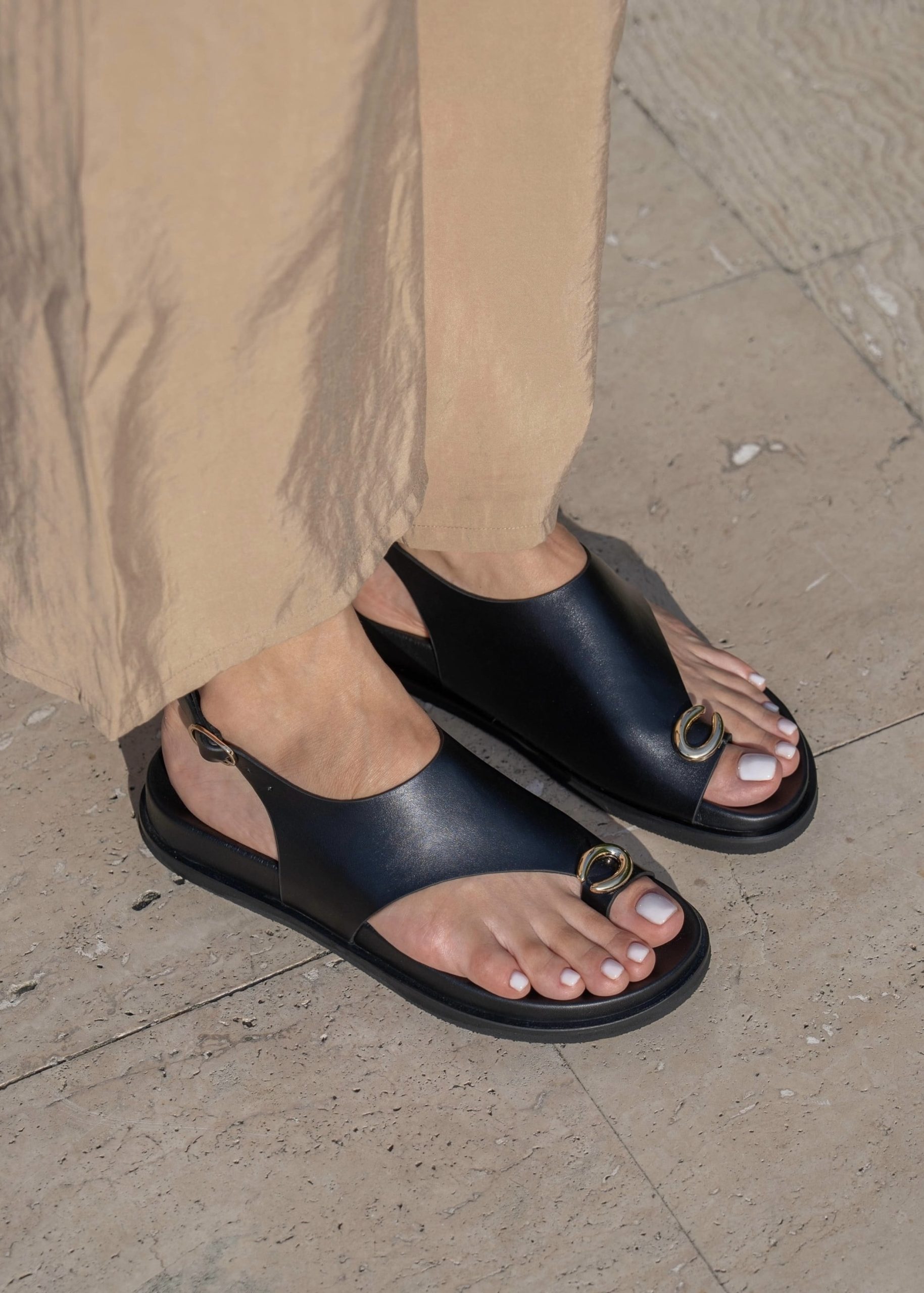 IMG_4807.JPG EVORA Black Leather Women's Mulle - Image 1