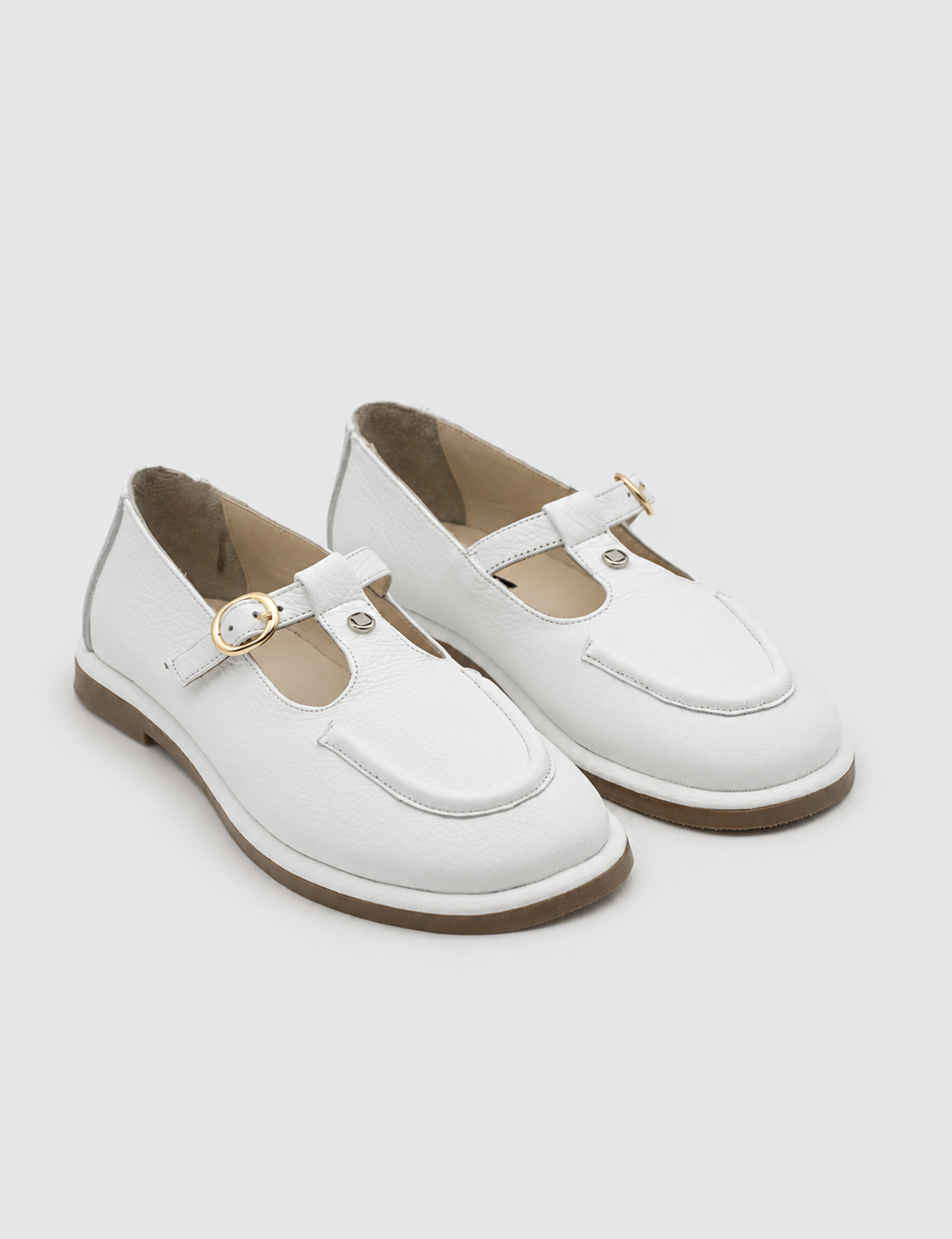 IMG_6513.JPG MONROE White Leather Women's Sandal - Image 1